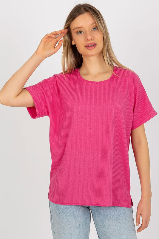 Versatile loose fit ribbed blouse with short sleeves and a round neckline, perfect for daily wear.