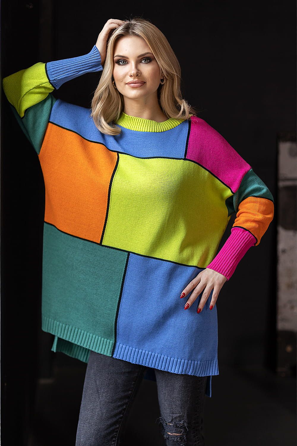 Colorful Block Pattern Loose-Fitting Sweater with Long Sleeves