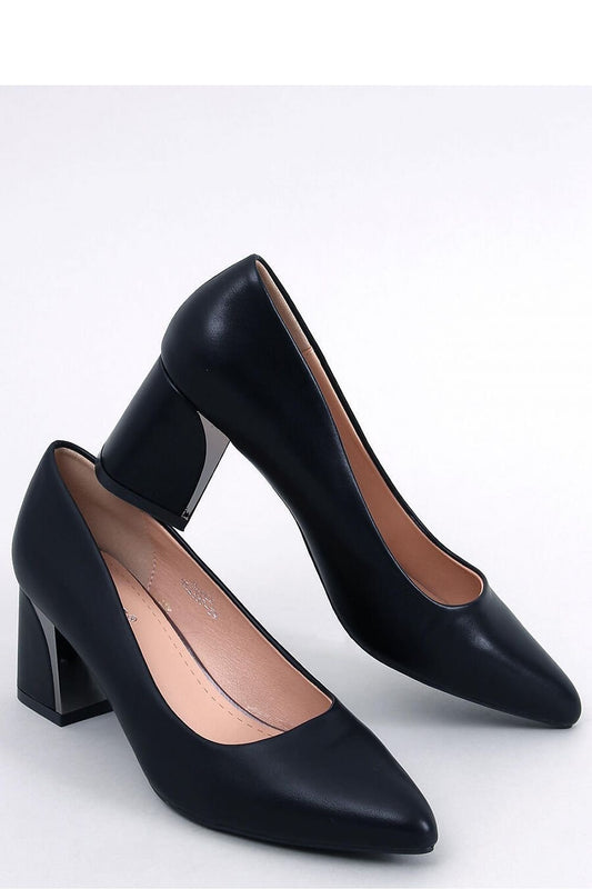 Women's Black Pumps with 6.5 cm Wide Heel and Matte Finish