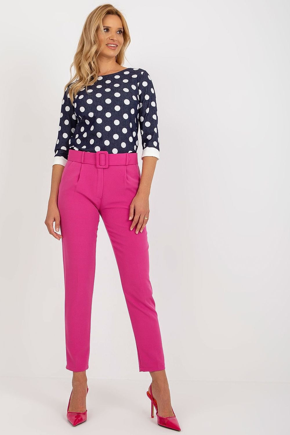 Pantalon taille haute avec fermeture éclair et ceinture