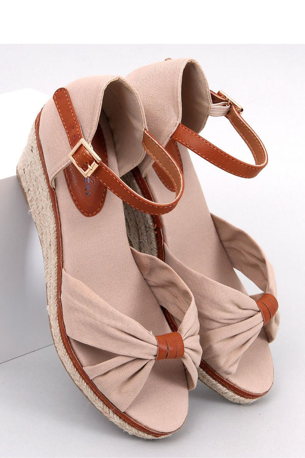 Elegantes alpargatas con tacón trenzado de 7,5 cm