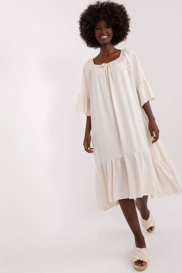 Loose-Fit Summer Dress with 3/4 Sleeves and Frilled Details - Ludowika 