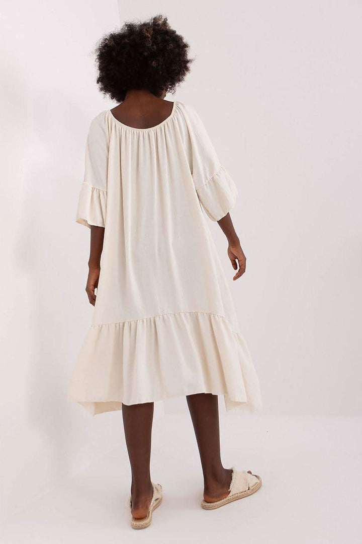 Loose-Fit Summer Dress with 3/4 Sleeves and Frilled Details - Ludowika 