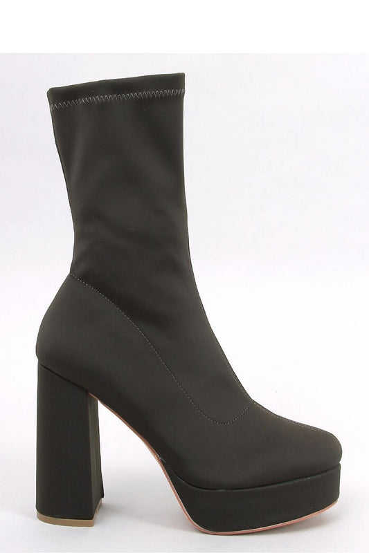 High Upper Women's Boots with Straight Heel and Platform