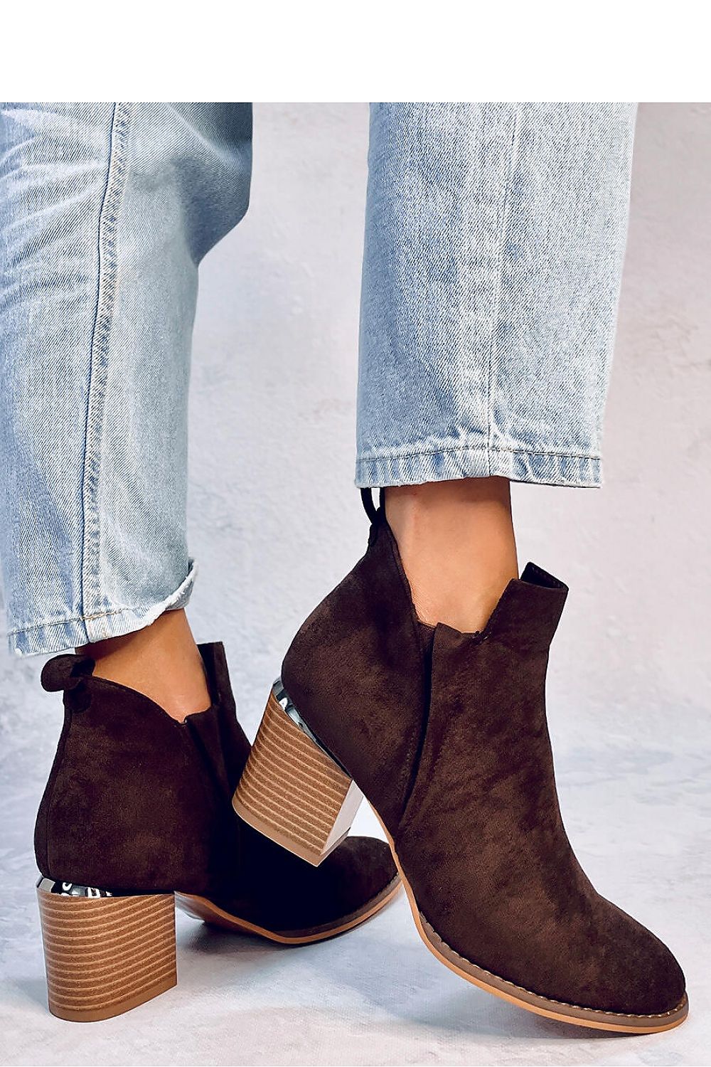 Classic Suede Boots with Wide Heel and Cutouts