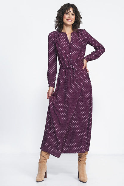 Robe longue à pois pour un style féminin et romantique