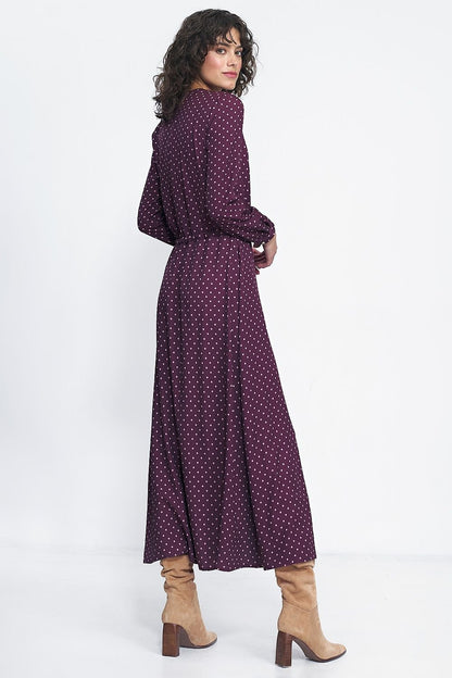 Robe longue à pois pour un style féminin et romantique