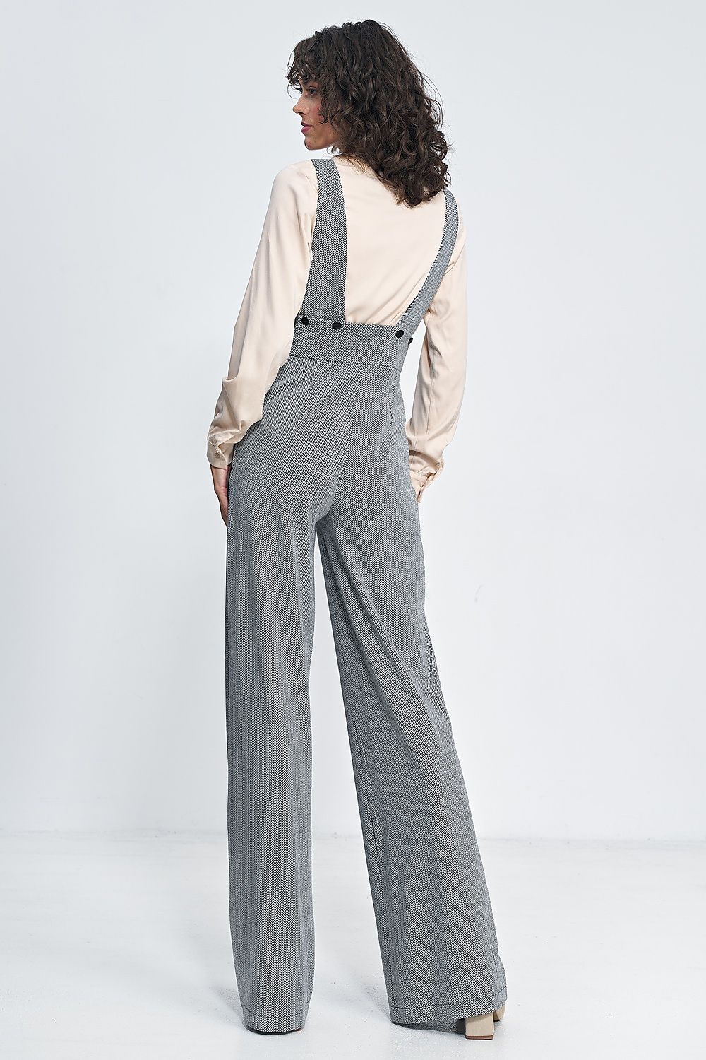 High-Waisted Jumpsuit with Suspenders and Wide Legs – Vintage-Inspired