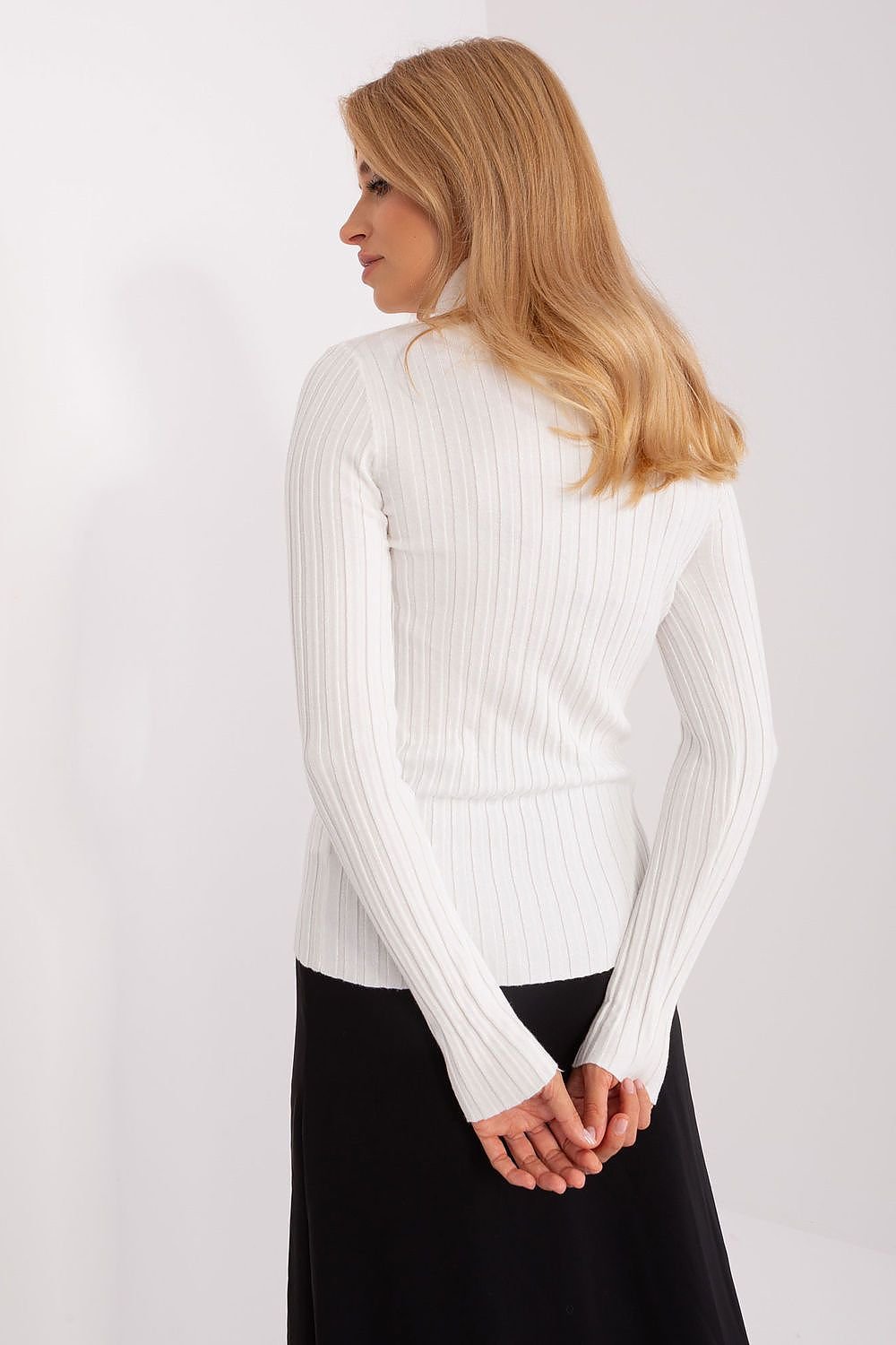 Soft Viscose Turtleneck Sweater with Ribbed Fabric