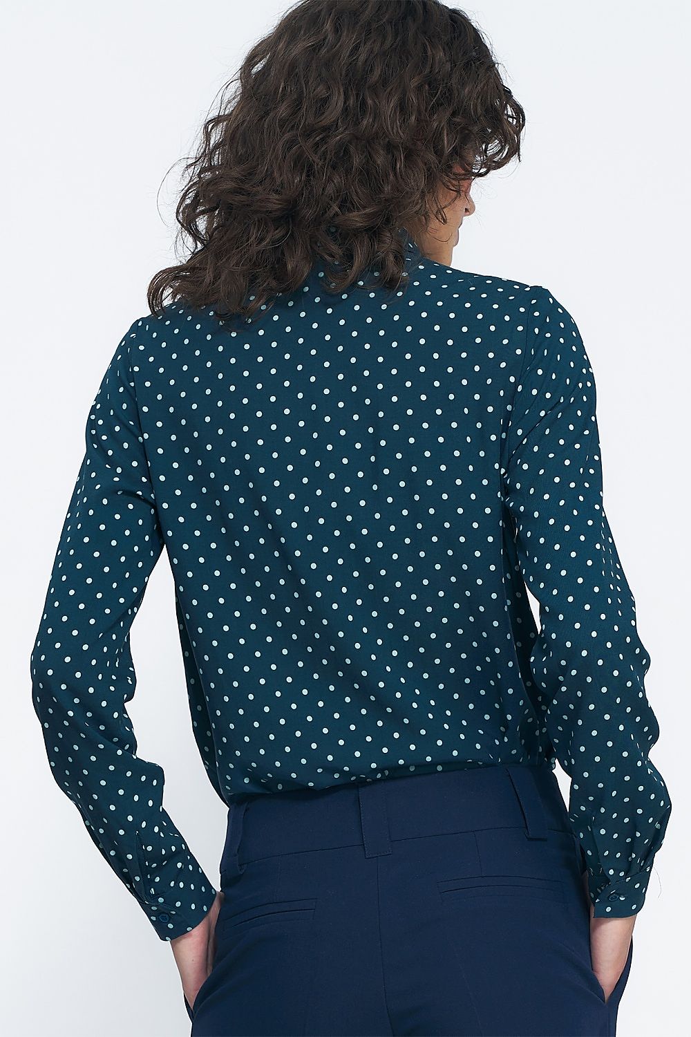 Chemise en viscose à imprimé pois et col délicat