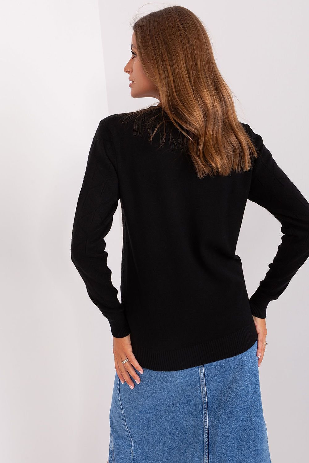 Textured Cotton Sweater with Round Neckline and Long Sleeves