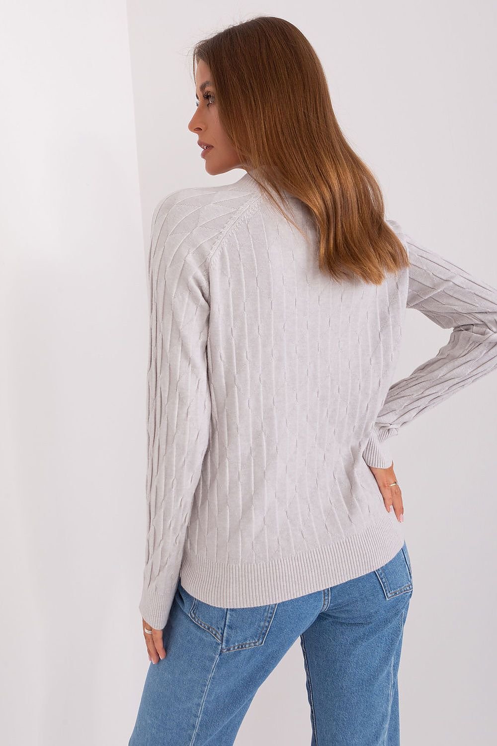 Variegated Texture Sweater with Round Neckline and Long Sleeves