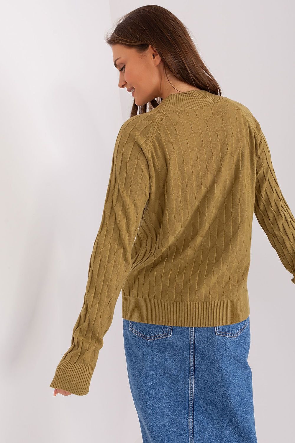 Variegated Texture Sweater with Round Neckline and Long Sleeves