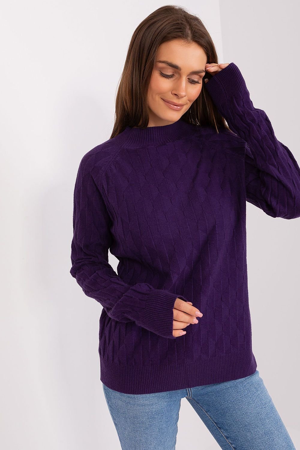 Variegated Texture Sweater with Round Neckline and Long Sleeves