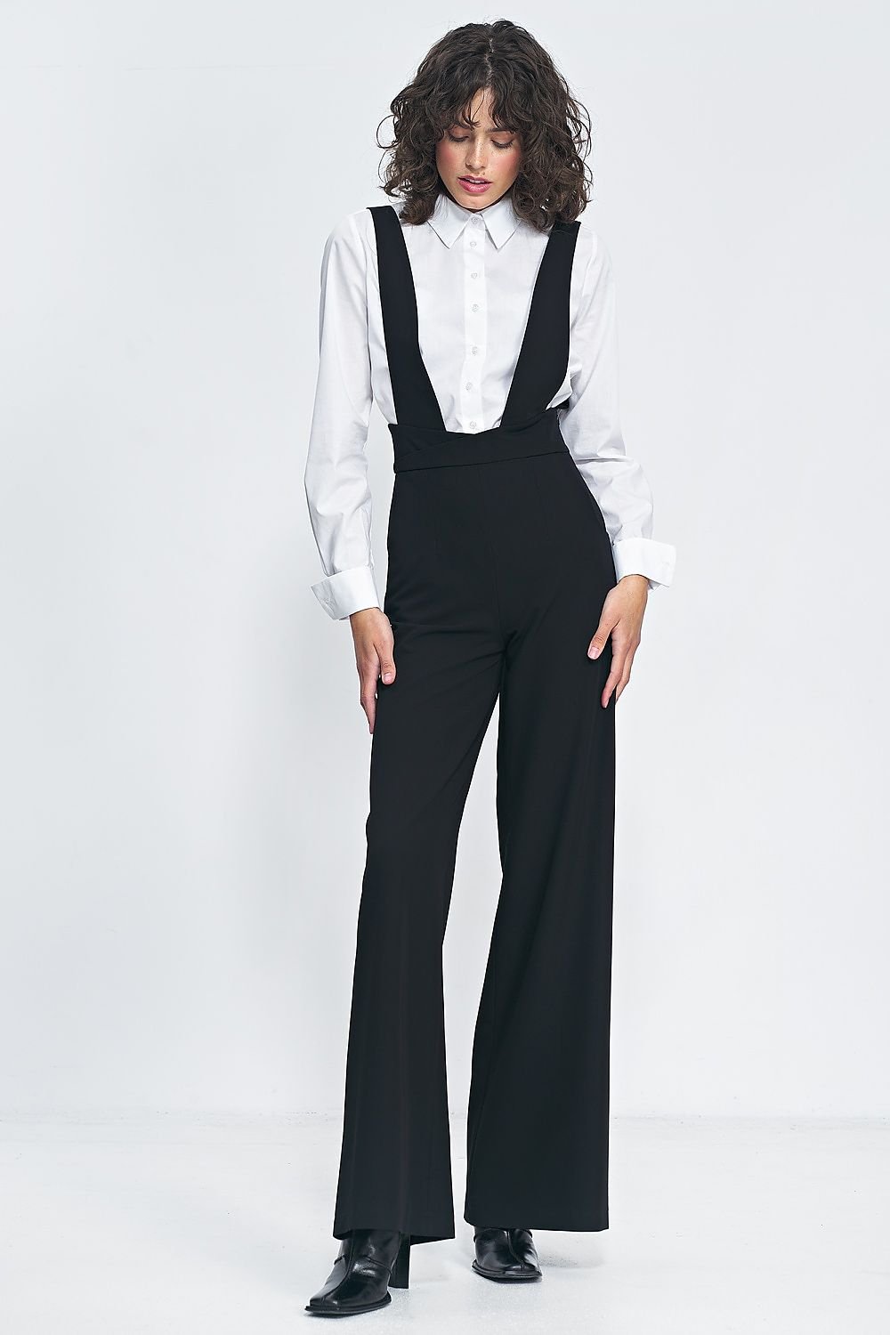 Vintage-Inspired High-Waisted Suspender Jumpsuit with Wide Legs and Pockets