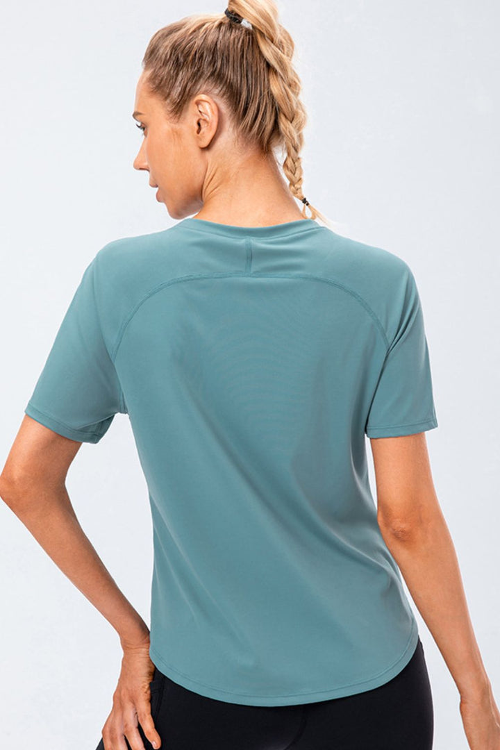Ludowika Round Neck Raglan Sleeve Active Tee